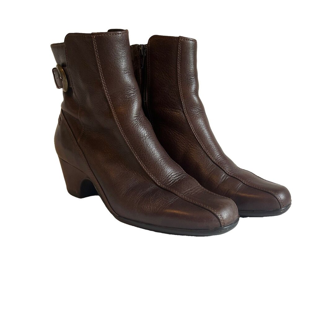 Clarks Artisan Ankle Boots Womens 7.5 Brown Leather Zip Bootie Low Block Heel